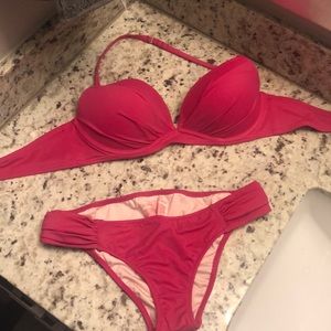 Victoria’s Secret bikini